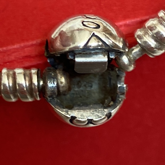 pandora one in a million bangle - Picture 5 of 5